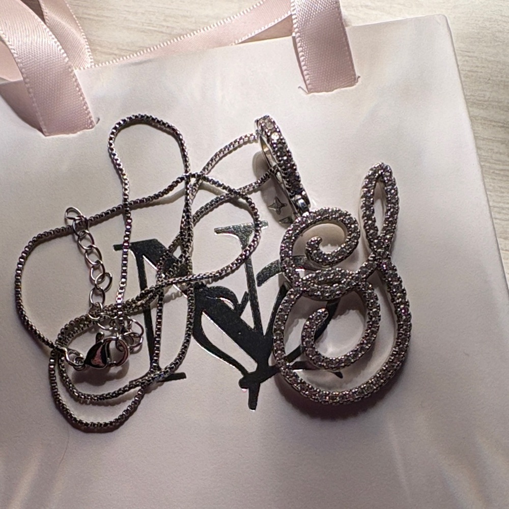 Stainless Steel and Crystal Initial “S” necklace, adjustable - Picture 3 of 6